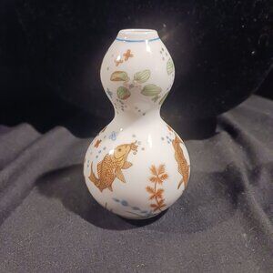 Hour Glass Shaped Fish Vase